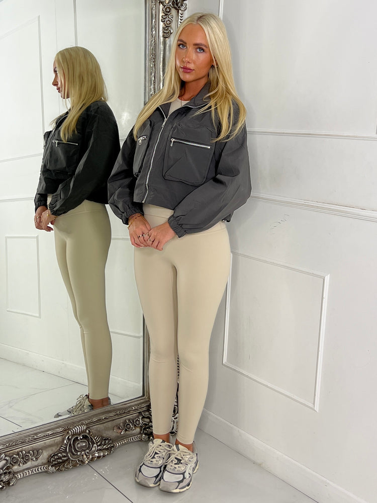 Double pocket Detail Cropped Jacket - Grey