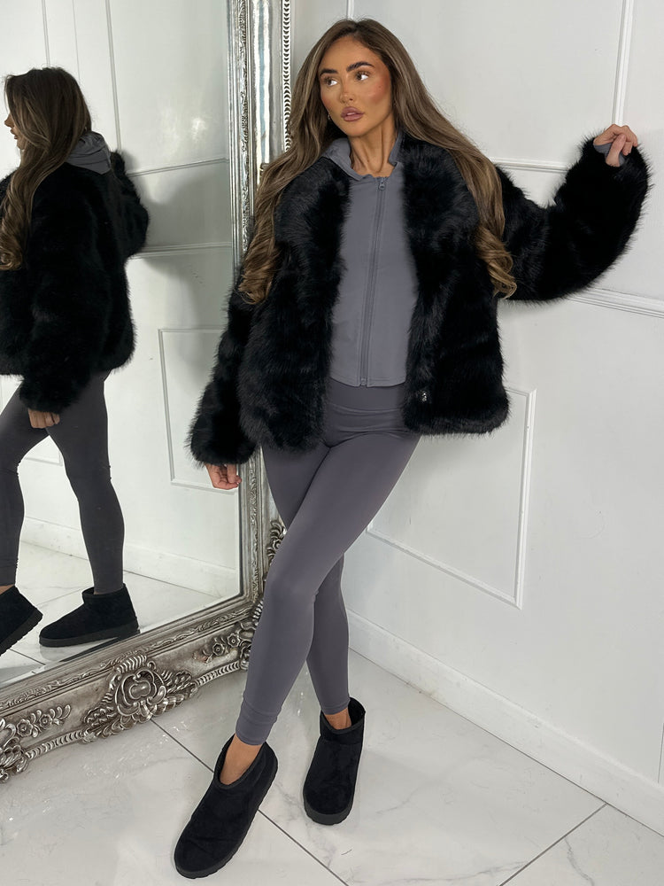 Oversized Collar Faux Fur Coat - Black