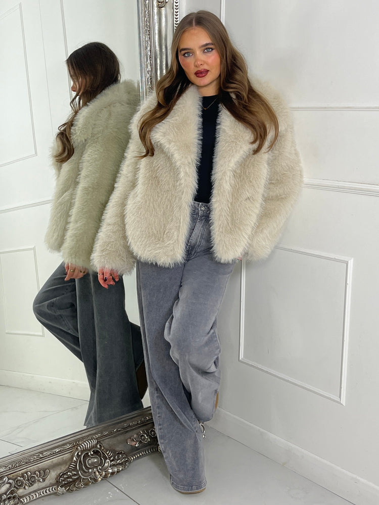 Soft Faux Fur Collar Detail Oversized Jacket - Beige