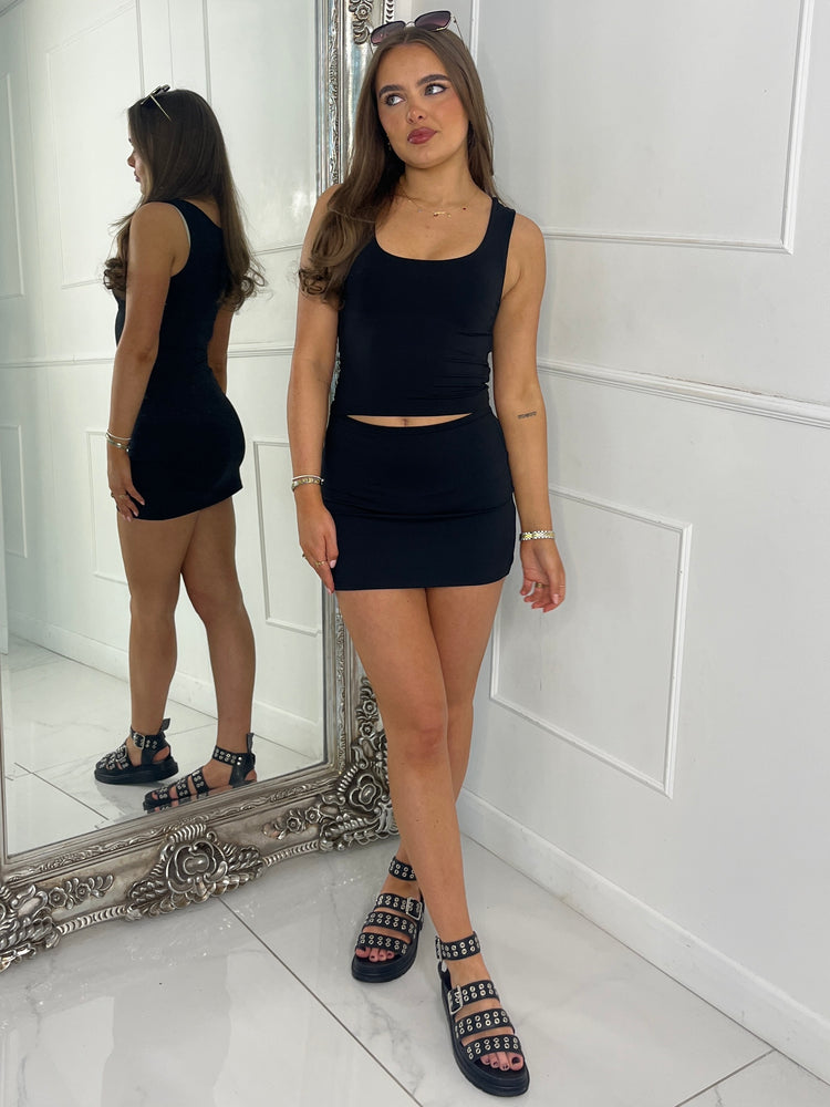 Second Skin Tank Top & Mini Skirt With Band Detail Set - Black