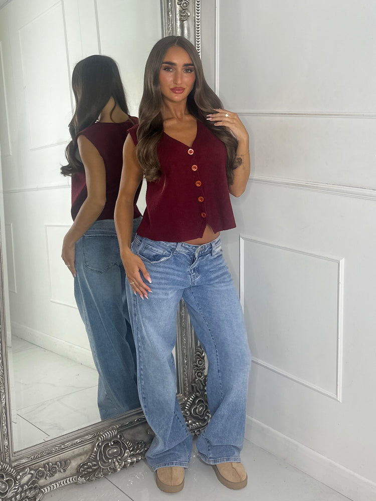 V Neck Sleeveless Knitted Waistcoat - Wine