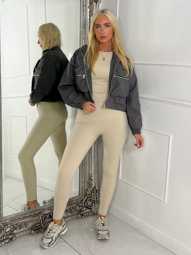 Double pocket Detail Cropped Jacket - Grey