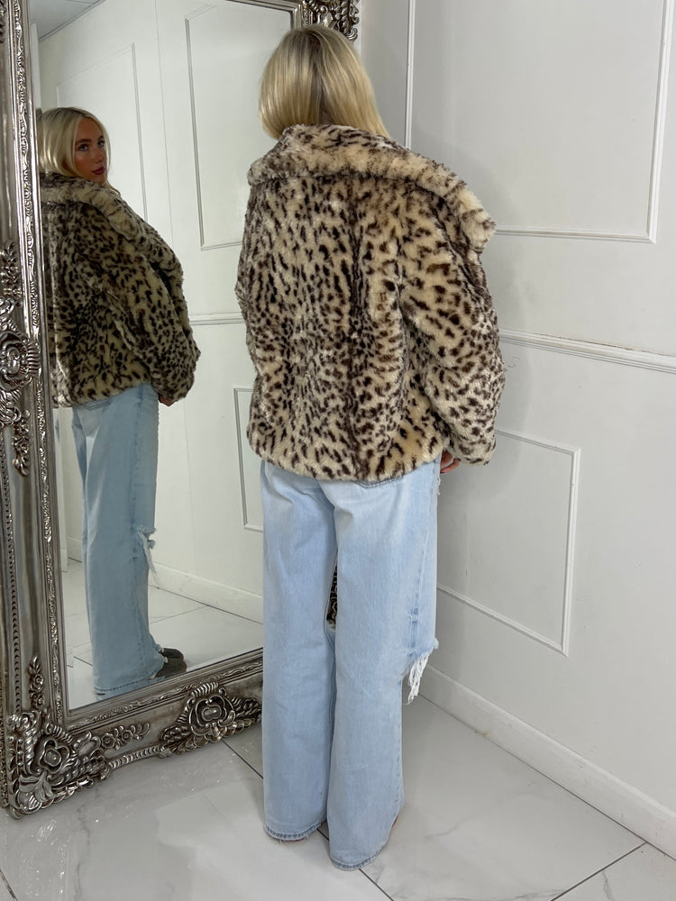 Leopard Print Faux Fur Collared Jacket - Beige/Brown