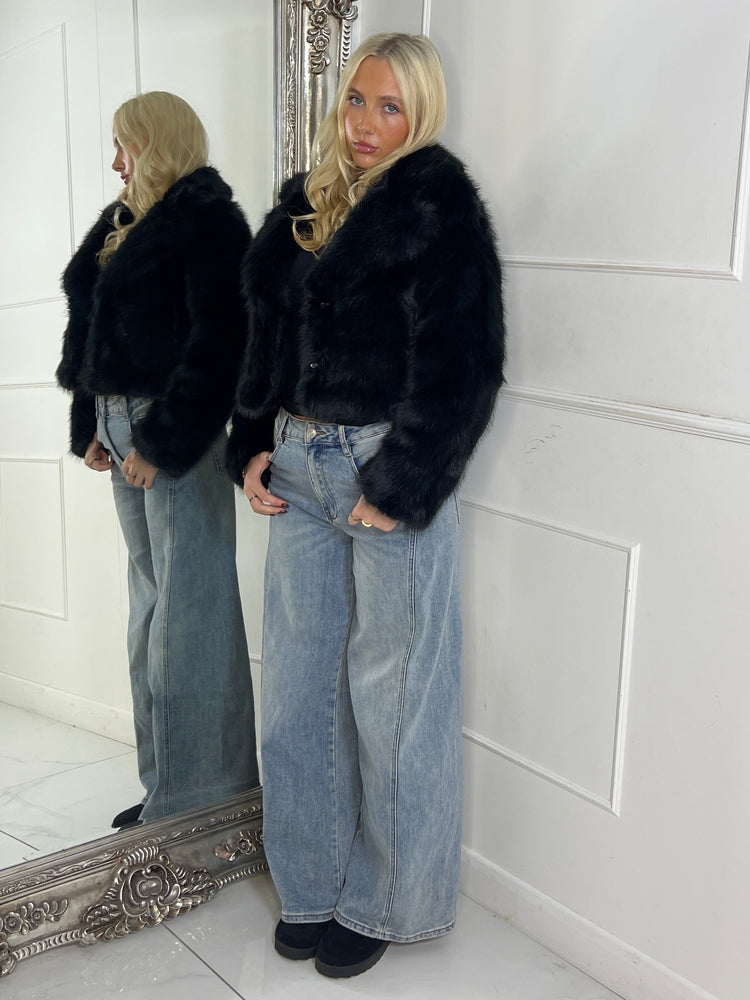 Cropped Collared Faux Fur Jacket - Black