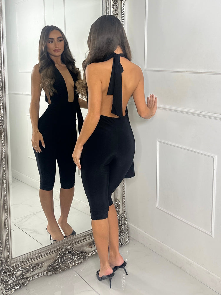 Backless Halter Neck Capri Jumpsuit-Black