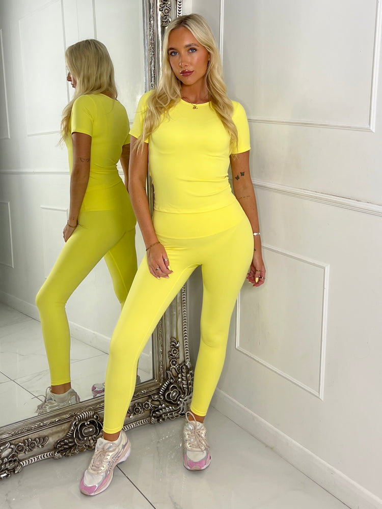 Sculpt Short Sleeve Top & Leggings - Yellow