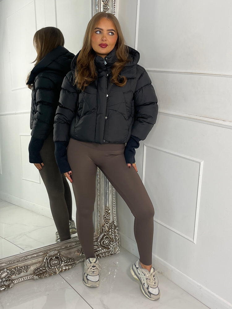 Cropped Puffer Coat With Hood - Black