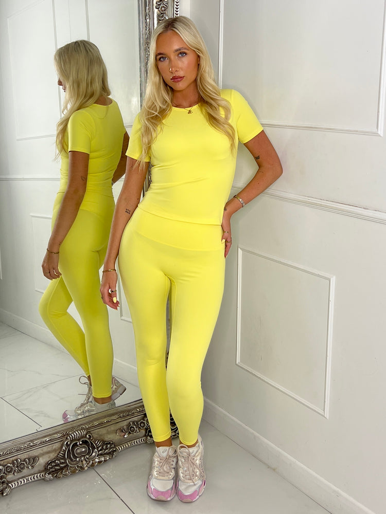Sculpt Short Sleeve Top & Leggings - Yellow