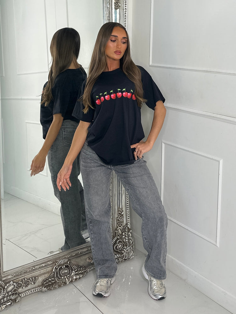 8 Cherries Print Tee - Black