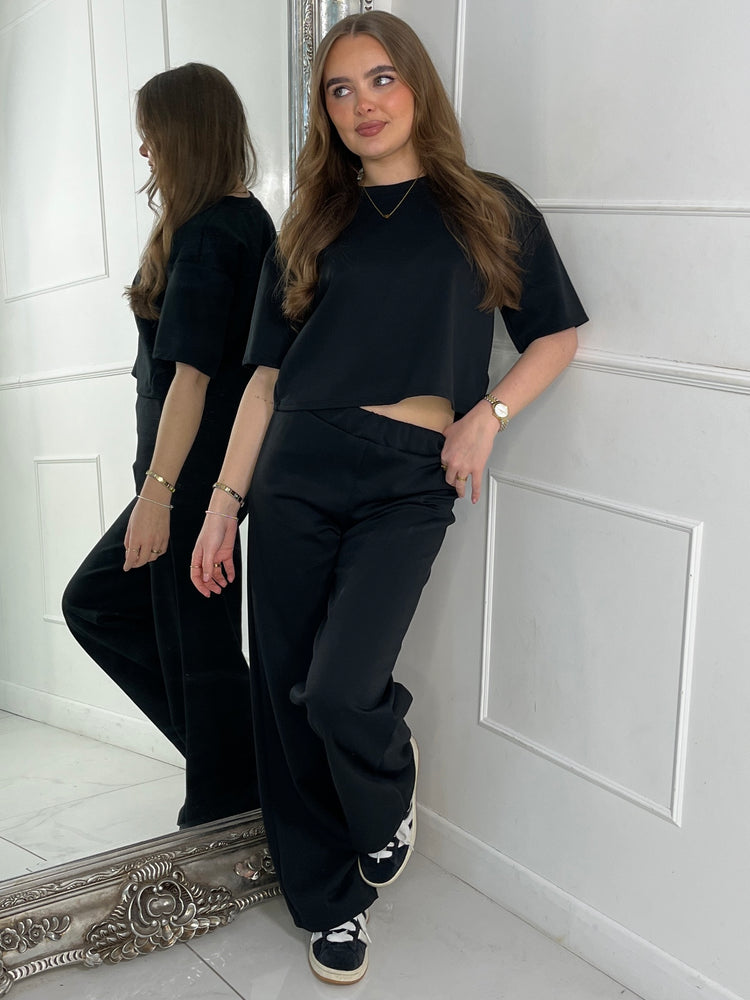 Baggy Crop Tee & Straight Leg Pants Co-Ord - Black