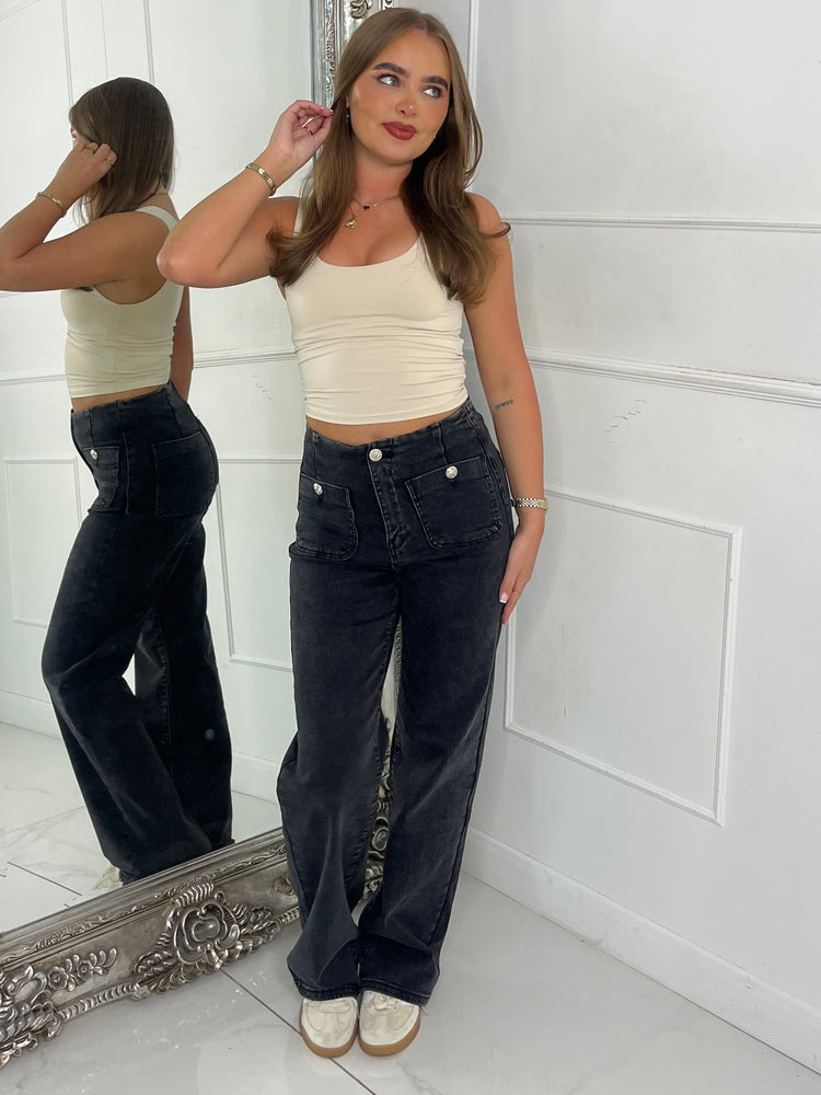 Pocket Front Wide Leg Jeans - Black Wash