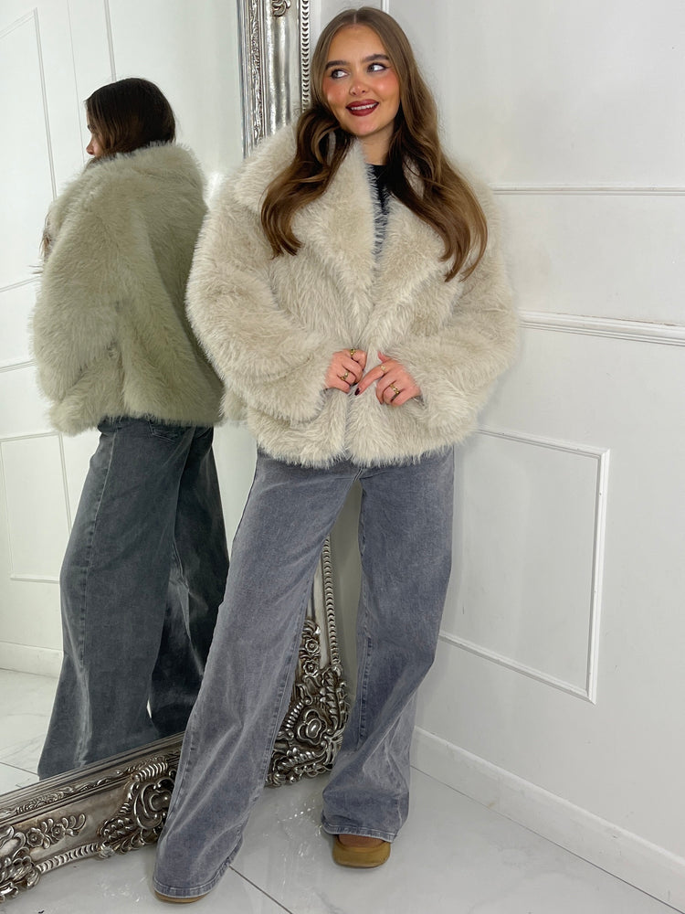 Soft Faux Fur Collar Detail Oversized Jacket - Beige