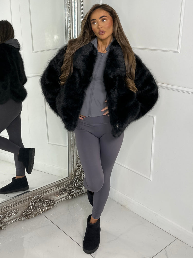 Oversized Collar Faux Fur Coat - Black