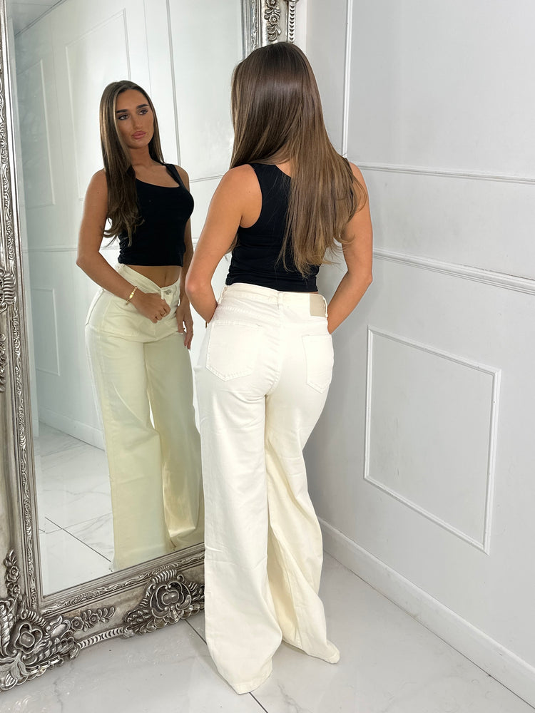 Front Pocket Detail Wide Leg Jeans - Cream