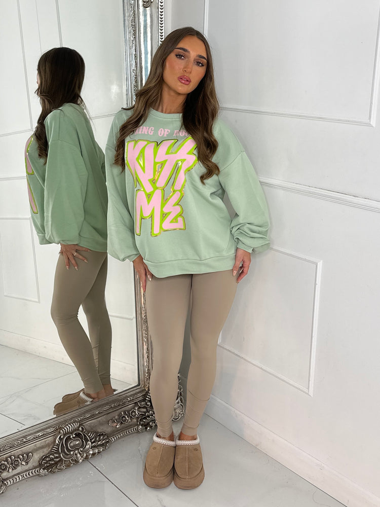 'Kiss Me' Oversized Sweatshirt - Green