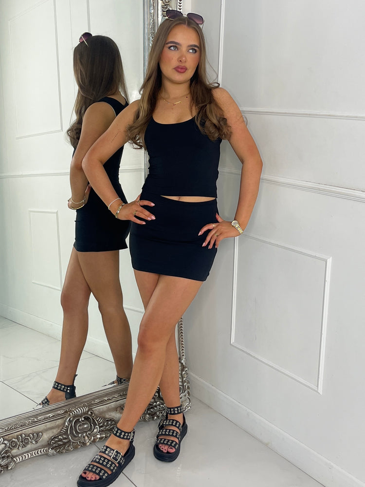 Second Skin Tank Top & Mini Skirt With Band Detail Set - Black
