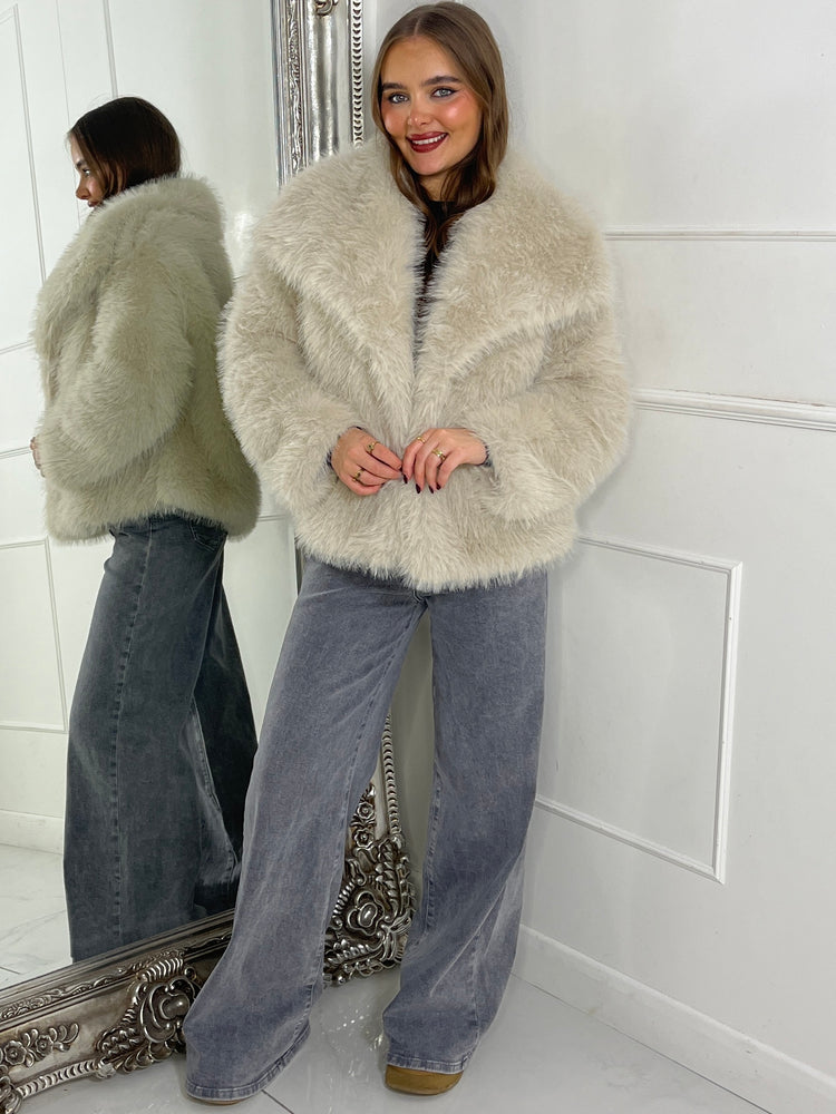 Soft Faux Fur Collar Detail Oversized Jacket - Beige