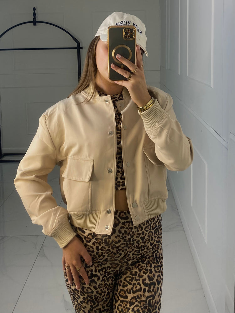 Cropped Pocket Detail Bomber Jacket - Beige