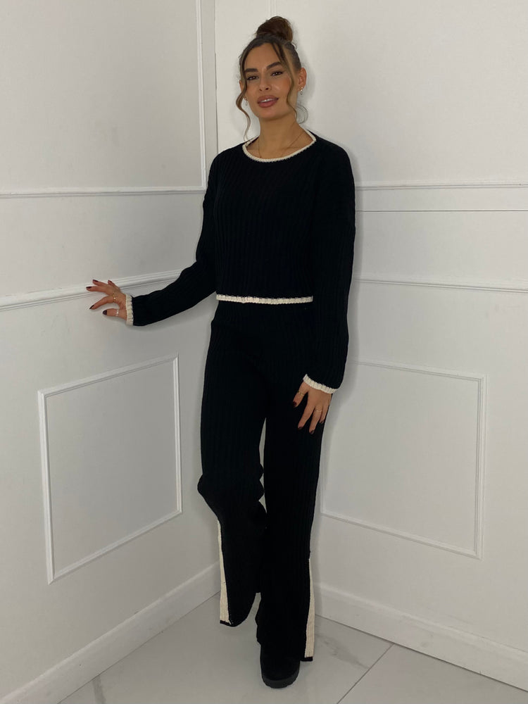 Oversized Knitted Loungeset - Black/Cream