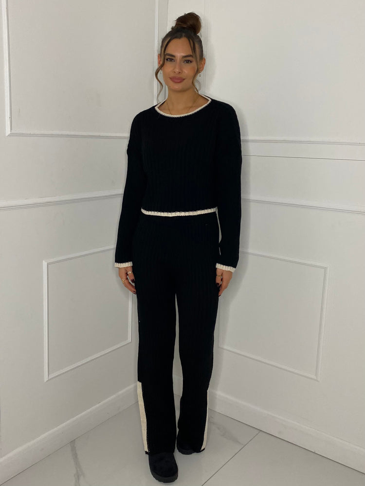 Oversized Knitted Loungeset - Black/Cream