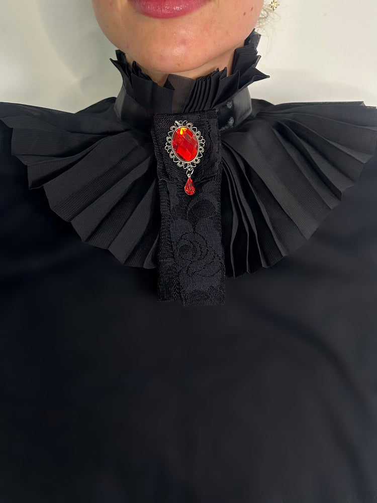 Lace Jewel Detail Vampire Style choker
