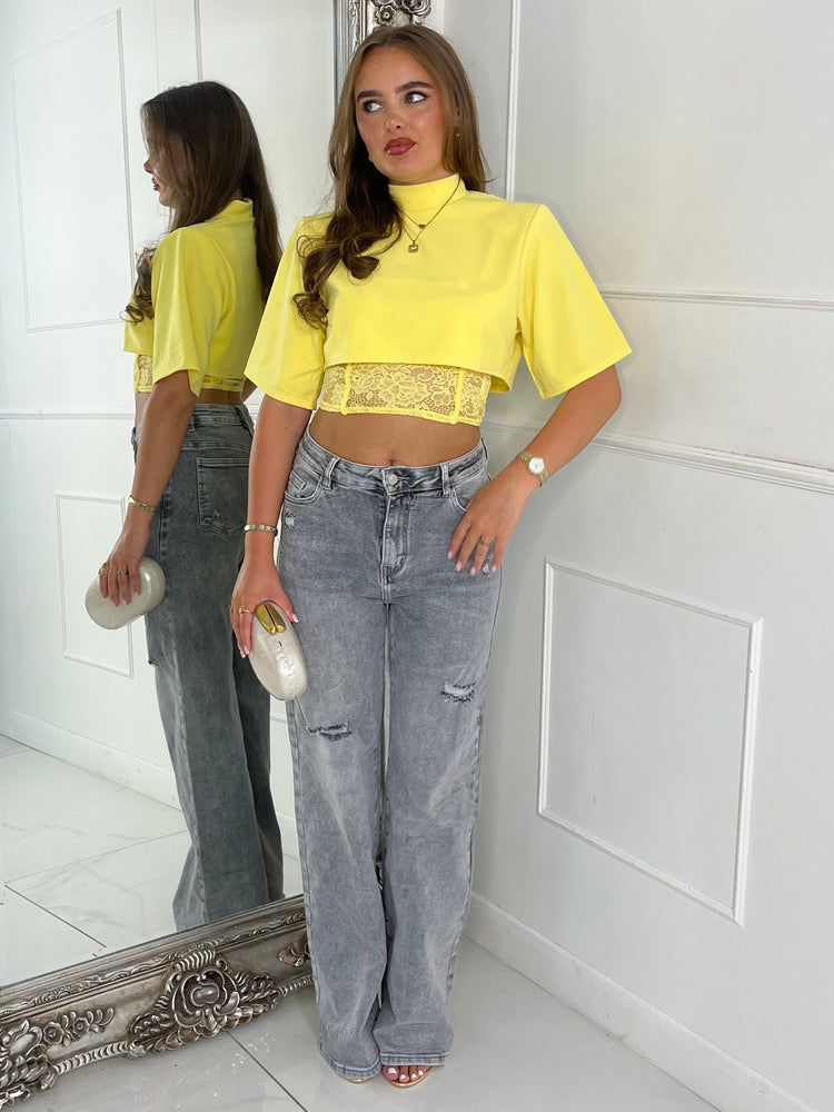 Padded Shoulder Cropped Tee With Lace Bra Underlayer - Yellow