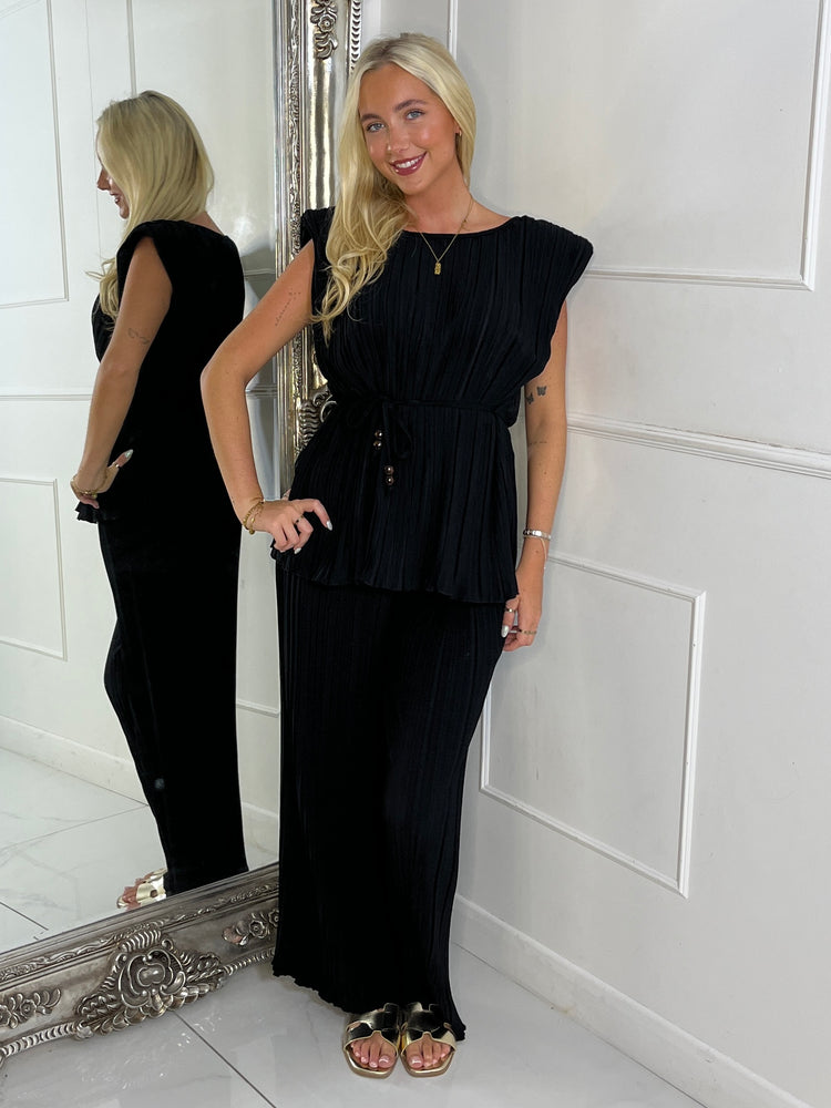 Tie-Waist Padded Shoulder Pleated Style Top & Matching Flares - Black