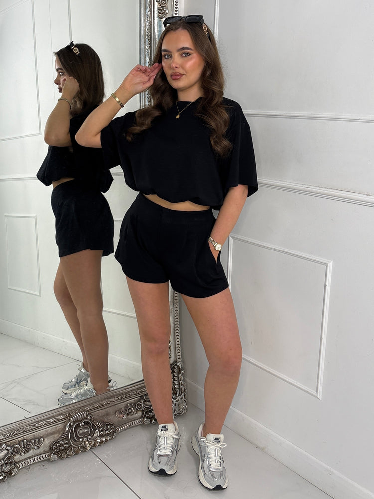 Elasticated Tailored Look Shorts & Oversized Crop Top Co-Ord - Black