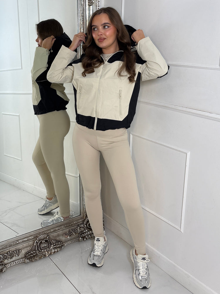 Block Colour Contrast Jacket - Beige/Black
