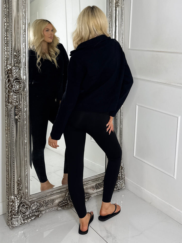 Zip Up Detail 
Long Sleeve Cropped Knitted Ribbed Jumper- Black