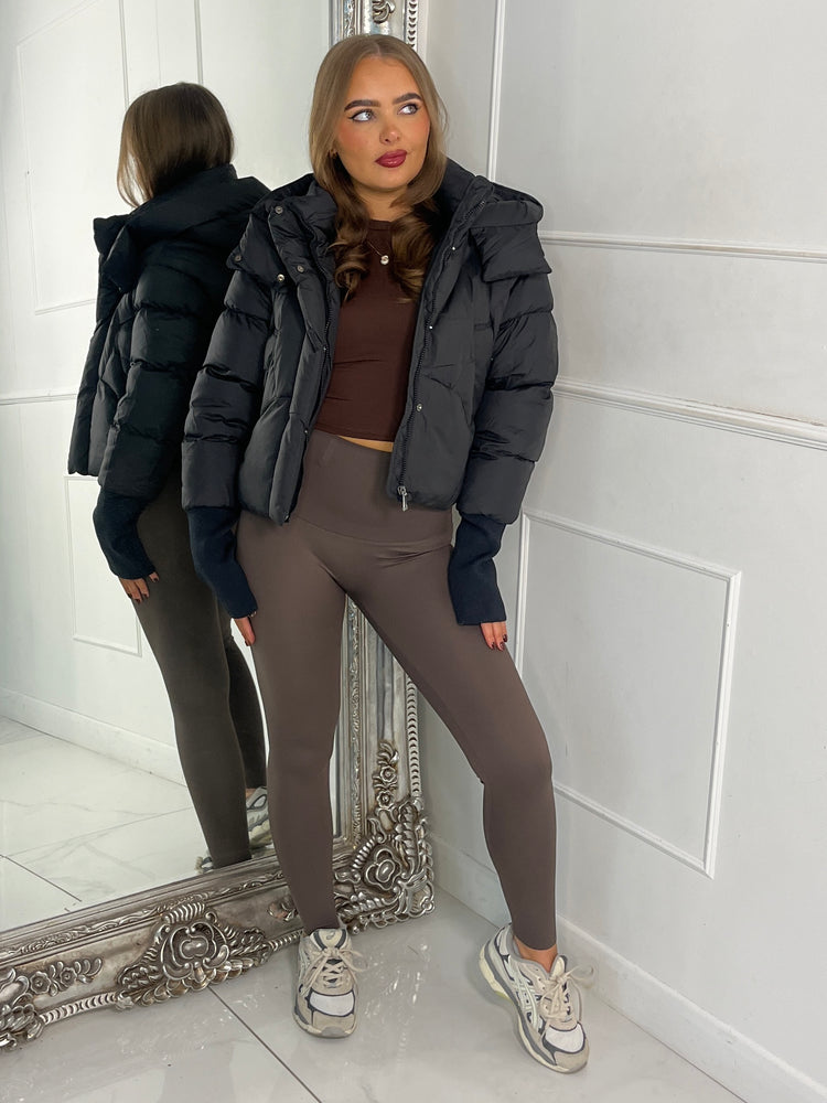Cropped Puffer Coat With Hood - Black