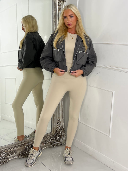 Double pocket Detail Cropped Jacket - Grey