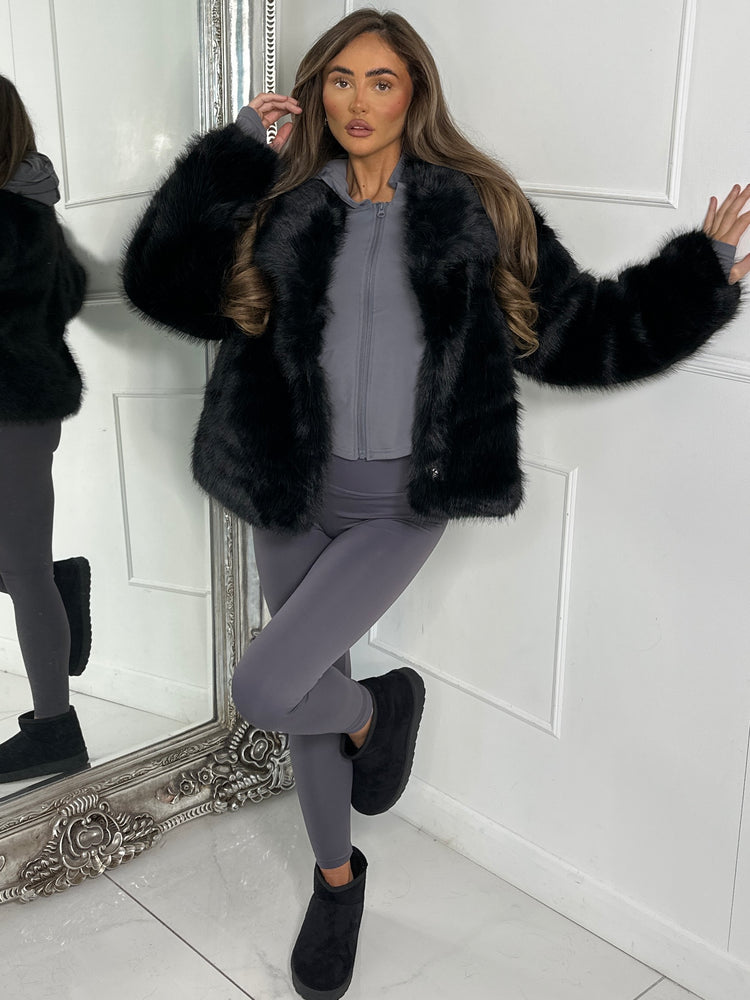 Oversized Collar Faux Fur Coat - Black