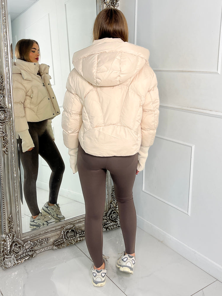 Cropped Puffer Coat With Hood - Cream