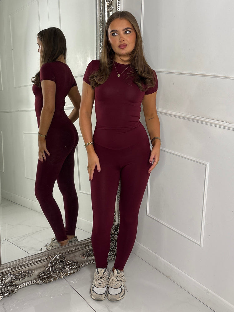 Round Neck Short Sleeve Second Skin Top & Sculpt Panel Leggings - Wine