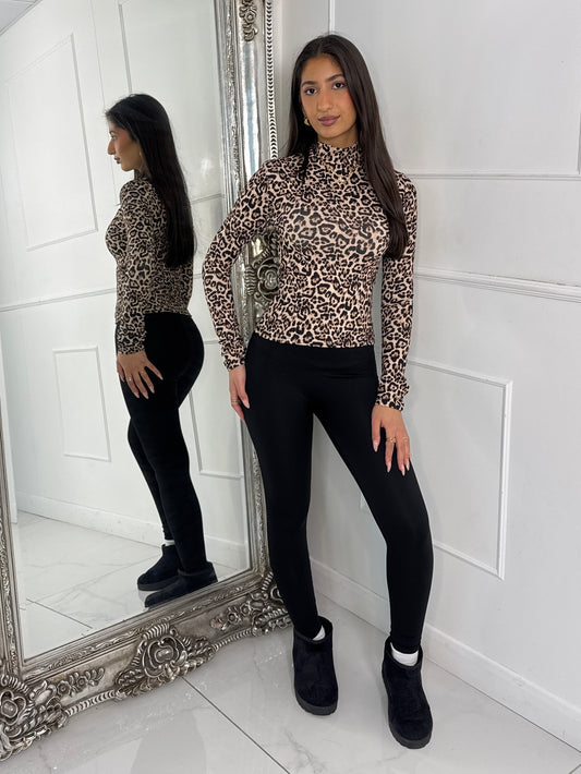 Long Sleeve Second Skin Panel Detail Yoga Top - Leopard Print