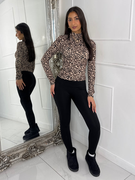 Long Sleeve Second Skin Panel Detail Yoga Top - Leopard Print