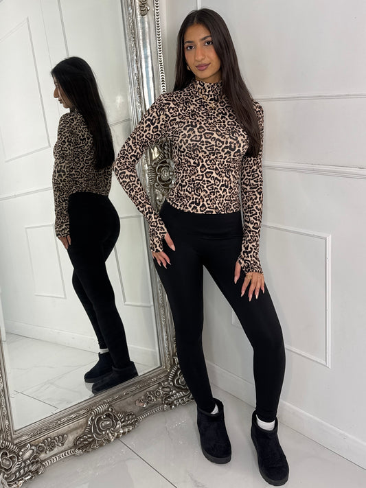 Long Sleeve Second Skin Panel Detail Yoga Top - Leopard Print