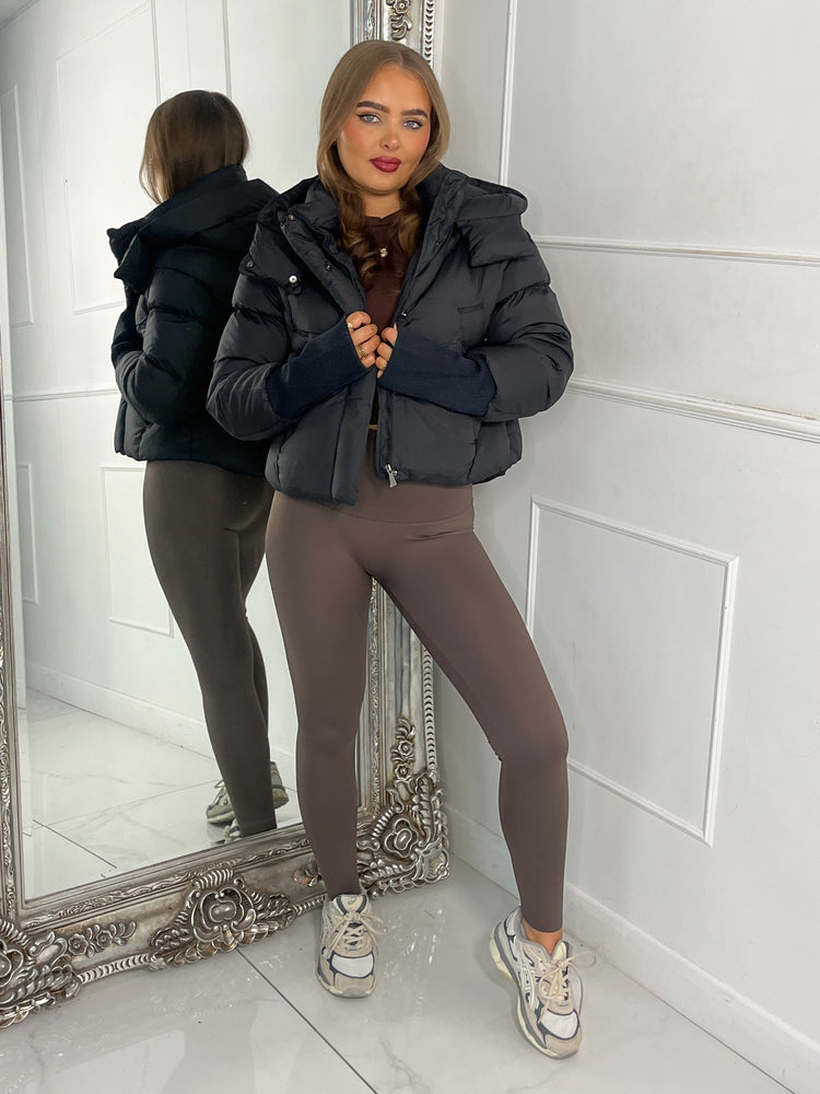 Cropped Puffer Coat With Hood - Black