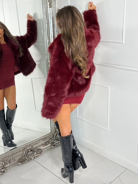 Oversized Collar Faux Fur Coat - Wine