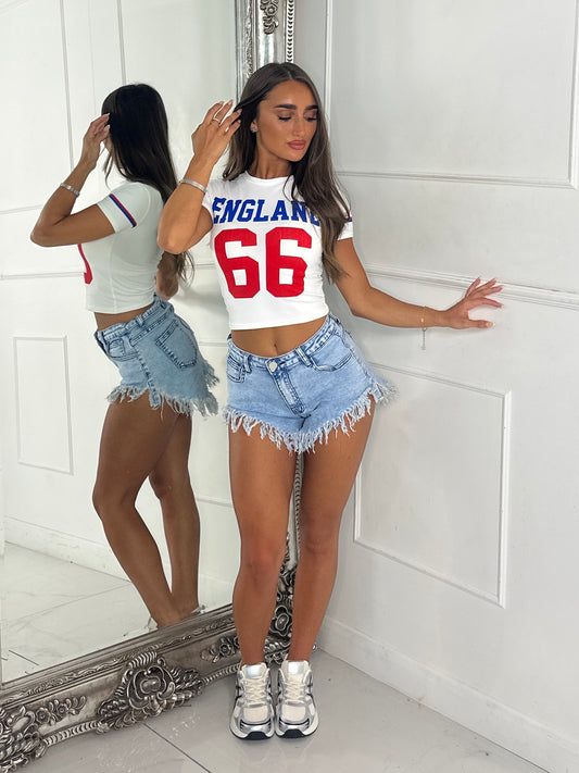 Cropped Fitted Round Neck Baby Tee - England