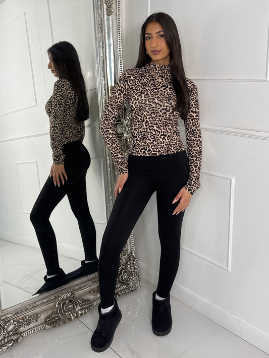 Long Sleeve Second Skin Panel Detail Yoga Top - Leopard Print