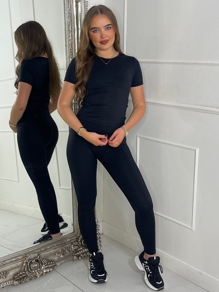 Sculpt Short Sleeve Top & Leggings - Black