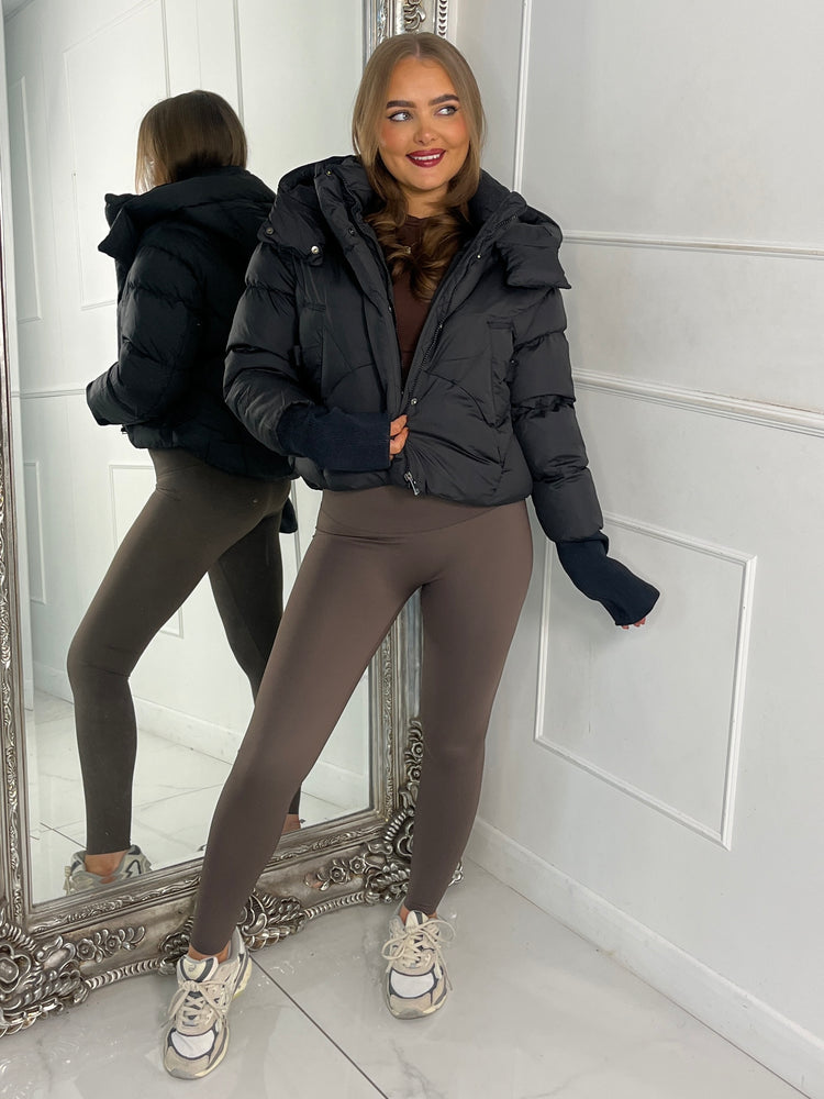 Cropped Puffer Coat With Hood - Black