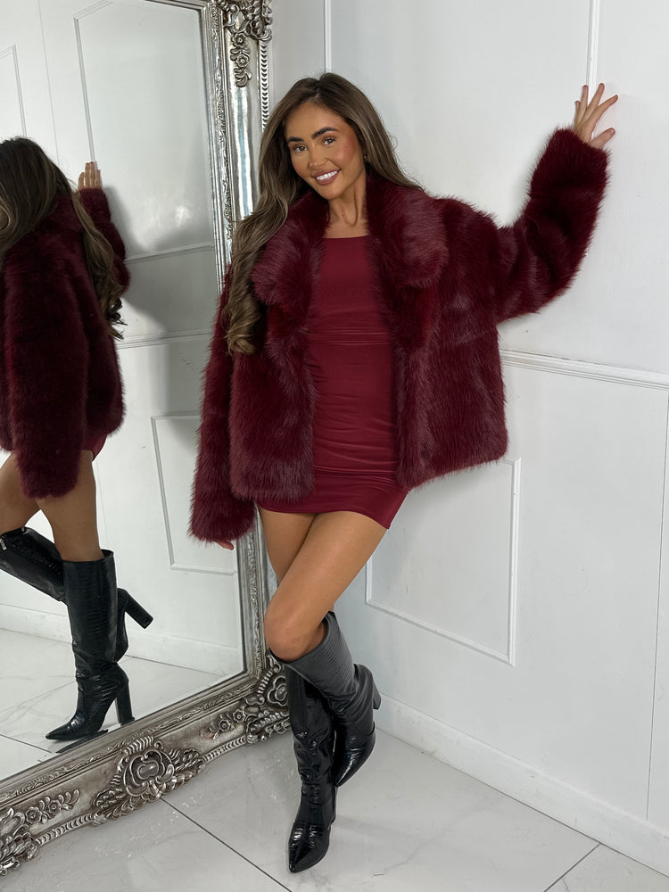 Oversized Collar Faux Fur Coat - Wine