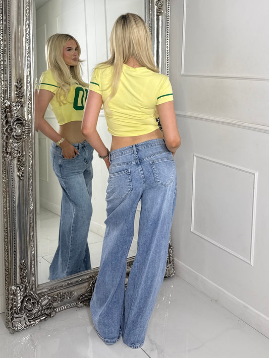Cropped Fitted Round Neck Baby Tee - Brazil