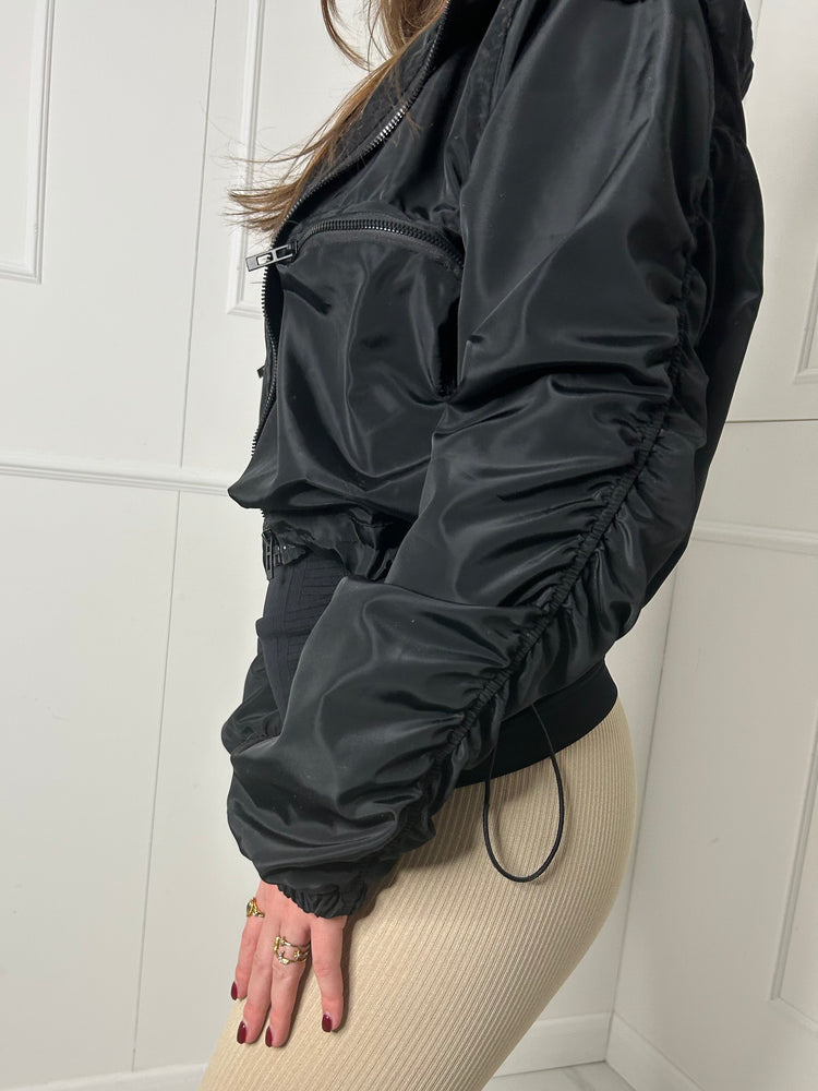 Ruched Sleeve Double Pocket Detail Windbreaker Jacket - Black