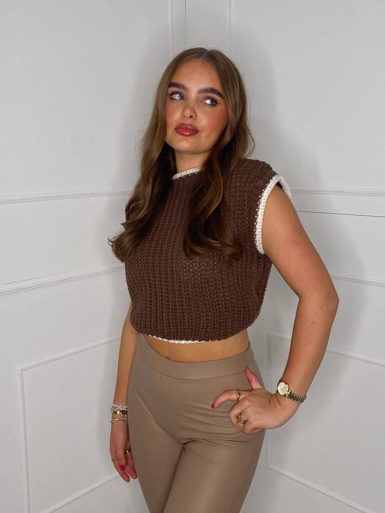 Sleeveless Knitted Jumper- Brown