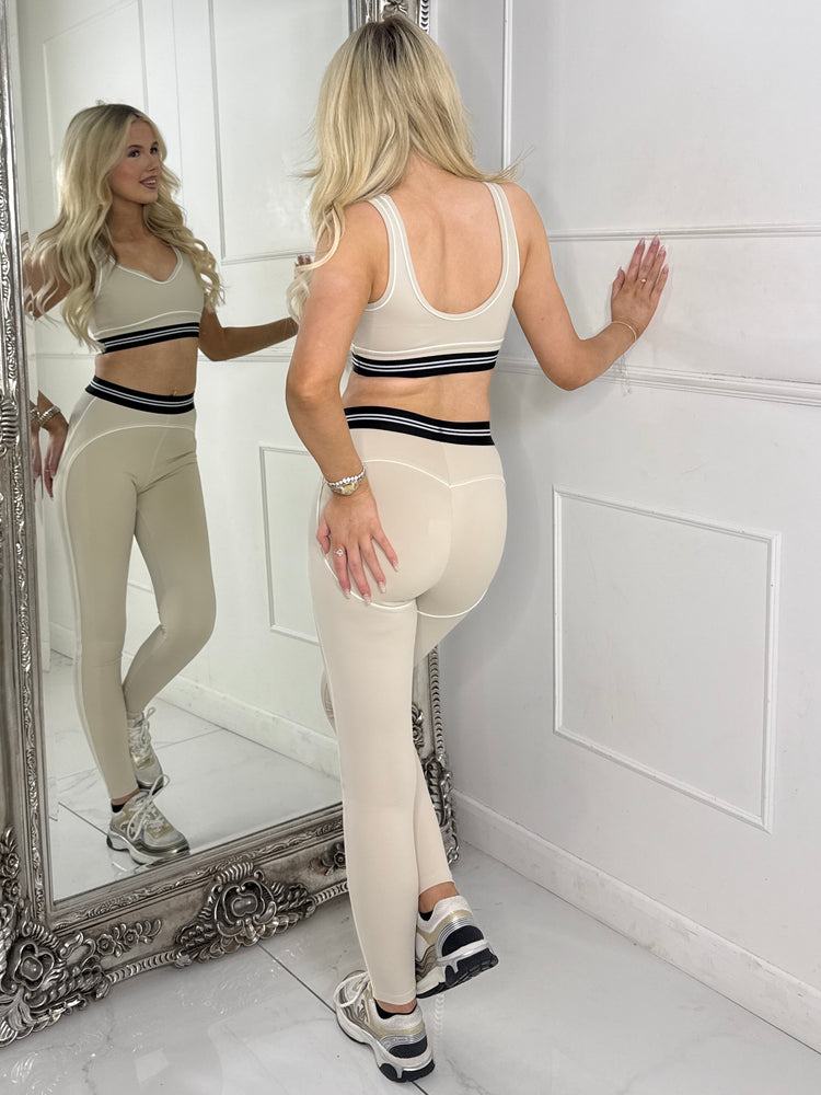 Contour Lined Detail Leggings & Sports Bra Gym Set - Beige