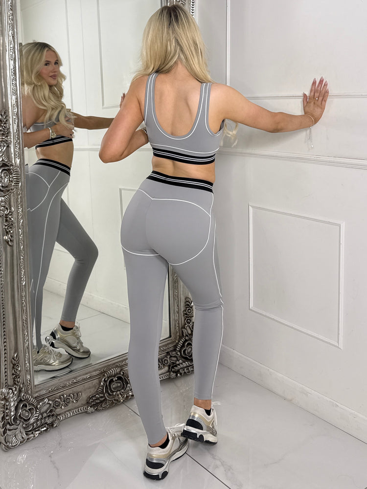 Contour Lined Detail Leggings & Sports Bra Gym Set - Grey